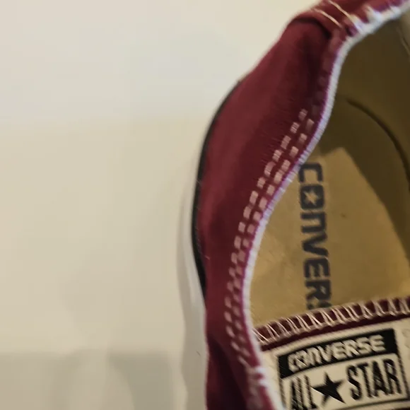 Converse All Stars Burgans Sneakers Shoes Women's Size 9 Men's Size 7 - Picture 8 of 9